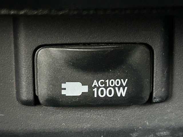 レクサス ＮＸ 300h バージョンL 千葉県 2014(平26)年 3.1万km ソニッククォーツ 純正SDナビ/フルセグTV/Bluetooth/USB接続/CD/DVD再生/バックカメラ/全方位カメラ/ETC/レーンキープアシスト/プリクラッシュセーフティ/横滑り防止装置/ブレーキホールド/クルーズコントロール/パワーバックドア/メモリ付きパワーシート/ステアリングヒーター/シートヒーター/シートエアコン/純正１８インチアルミホイール/純正フロアマット
