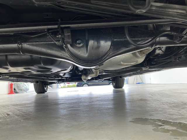 スズキ スペーシア ギア HYBRID XZ 山形県 2019(令1)年 4.3万km オフブルーメタリック/ガンメタリック2トーンルーフ 4WD/パナソニック/ストラーダCN-RE05WD/・BT/FM/AM/CD/DVD/フルセグ/SD/iPod/USB/14インチ純正アルミホイール/ハンズフリー/ドライブレコーダー前後/ETC/フロント席シートヒーター/LEDヘッドライト/LEDフォグランプ/アイドリングストップ/衝突被害軽減システム/横滑り防止装置/クリアランスソナー/プッシュボタン/レーンキープアシスト/ルーフレール/ドアバイザー/両側パワースライドドア/オートライト/純正フロアマット