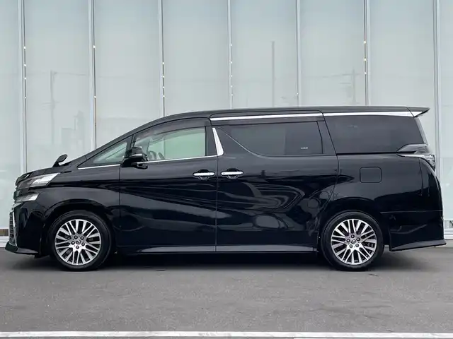 トヨタ ヴェルファイア Z Gエディション 神奈川県 2015(平27)年 9.7万km ブラック 純正９型ＳＤナビ（NSZT-Y64T）/Bluetooth/CD/DVD/USB/パワースライドドア/クルーズコントロール/バックカメラ/ドライブレコーダー/純正フリップダウン（V11T-R62C）/パワーシート/オットマン/ステアリングヒーター/オートブレーキホールド/コーナーセンサー/ＬＥＤヘッドライト/フロントフォグランプ/オートライト/純正アルミホイール/純正フロアマット/横滑り防止装置/カーテンエアバック