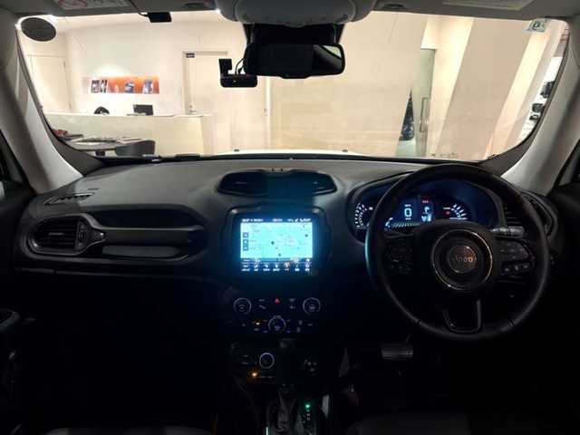 クライスラー・ジープ ジープ レネゲード リミテッド 4xe 道央・札幌 2022(令4)年 1.4万km パール Uconnectナビ/フルセグTV/USB/Bt/バックカメラ/パークセンス/ACC/レーンセンス/ブラインドスポットモニター/セレクテレインシステム/本革シート/シートヒーター/禁煙車