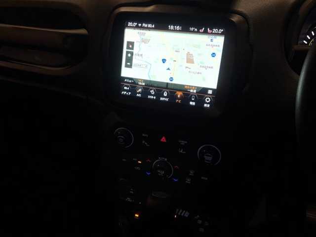 クライスラー・ジープ ジープ レネゲード リミテッド 4xe 道央・札幌 2022(令4)年 1.4万km パール Uconnectナビ/フルセグTV/USB/Bt/バックカメラ/パークセンス/ACC/レーンセンス/ブラインドスポットモニター/セレクテレインシステム/本革シート/シートヒーター/禁煙車