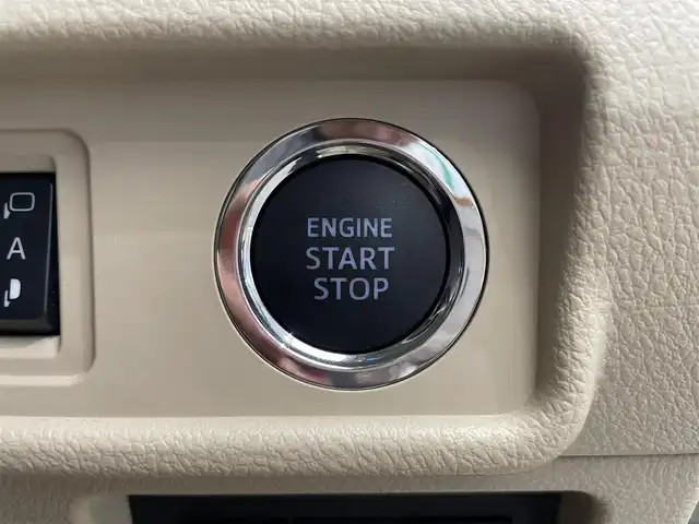 トヨタ ランドクルーザー プラド TX Lパッケージ マットブラED 鹿児島県 2023(令5)年 2.2万km ホワイトパールクリスタルシャイン 禁煙車/４WD/トヨタセーフティセンス/　・プリクラッシュセーフティ/　・レーンディバーチャーアラート/　・オートマチックハイビーム/　・レーダークルーズコントロール/サンルーフ/シートベンチレーション/前後コーナーセンサー/電動格納サードシート/ナビ機能付きディスプレイオーディオ/　・Bluetooth/　・USB/　・AppleCarPlay/　・AndroidAuto/ETC2.0/ドライブレコーダー/純正フロアマット/純正ドアバイザー/全席オートパワーウィンドウ/ステアリングリモコン/電動格納ミラー