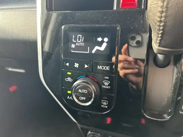 トヨタ タンク カスタムG－T 神奈川県 2018(平30)年 4.7万km プラムブラウンパールクリスタルシャイン 純正9インチSDナビ/フルセグ・DVD・CD・SD・MSV・Bluetoorh/ビルトインETC/バックカメラ/スマートアシスト/革巻ステアリング/ステアリングリモコン/クルーズコントロール/両側パワースライドドア/前席シートヒーター/後席用テーブル/リアドアサンシェード/前後コーナーセンサー/ドアバイザー/フロアマット/スマートキー×2