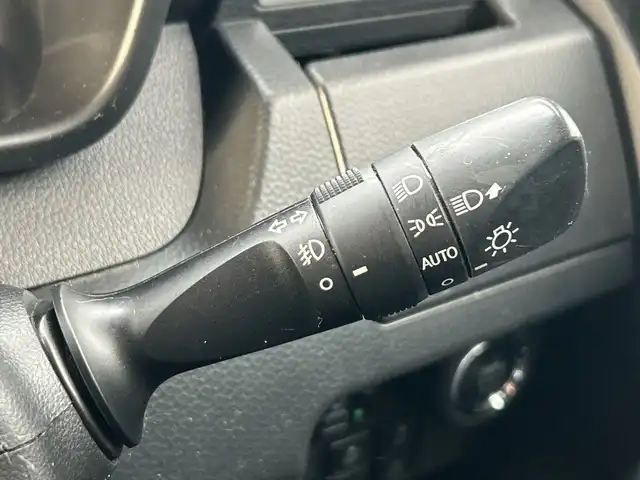 トヨタ タンク カスタムG－T 神奈川県 2018(平30)年 4.7万km プラムブラウンパールクリスタルシャイン 純正9インチSDナビ/フルセグ・DVD・CD・SD・MSV・Bluetoorh/ビルトインETC/バックカメラ/スマートアシスト/革巻ステアリング/ステアリングリモコン/クルーズコントロール/両側パワースライドドア/前席シートヒーター/後席用テーブル/リアドアサンシェード/前後コーナーセンサー/ドアバイザー/フロアマット/スマートキー×2