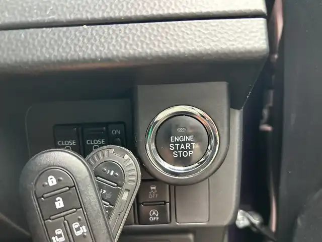 トヨタ タンク カスタムG－T 神奈川県 2018(平30)年 4.7万km プラムブラウンパールクリスタルシャイン 純正9インチSDナビ/フルセグ・DVD・CD・SD・MSV・Bluetoorh/ビルトインETC/バックカメラ/スマートアシスト/革巻ステアリング/ステアリングリモコン/クルーズコントロール/両側パワースライドドア/前席シートヒーター/後席用テーブル/リアドアサンシェード/前後コーナーセンサー/ドアバイザー/フロアマット/スマートキー×2