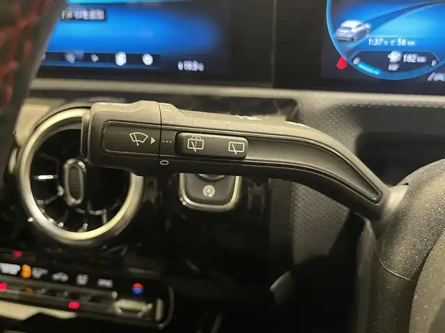 メルセデス・ベンツ Ａ１８０ スタイル AMGライン 岐阜県 2020(令2)年 1.2万km イリジウムシルバー レーダーセーフティーパッケージ/アクティブディスタンスアシストディストロニック/アクティブブレーキアシスト/アクティブレーンキーピングアシスト/アクティブレーンキープアシスト/アクティブブラインドスポットアシスト/ナビゲーションパッケージ/ナビゲーション/テレビ機能/ACC/AMGスタイリングパッケージ/メモリ付きフルパワーシート/シートヒーター