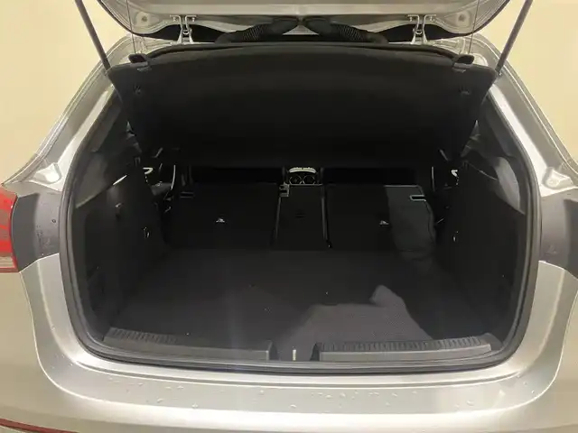 メルセデス・ベンツ Ａ１８０ スタイル AMGライン 岐阜県 2020(令2)年 1.2万km イリジウムシルバー レーダーセーフティーパッケージ/アクティブディスタンスアシストディストロニック/アクティブブレーキアシスト/アクティブレーンキーピングアシスト/アクティブレーンキープアシスト/アクティブブラインドスポットアシスト/ナビゲーションパッケージ/ナビゲーション/テレビ機能/ACC/AMGスタイリングパッケージ/メモリ付きフルパワーシート/シートヒーター