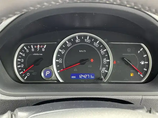 トヨタ ヴォクシー ZS 埼玉県 2014(平26)年 12.5万km ブラック (株)IDOMが運営する【じしゃロン川越店】の自社ローン専用車両になります。/こちらは現金またはオートローンご利用時の価格です。/自社ローンご希望の方は別途その旨お申付け下さい/純正ＳＤナビ/（AM/FM/CD/DVD/BT)/バックカメラ　/フルセグＴＶ　/ＥＴＣ　/フリップダウンモニター　/両側パワースライドドア　/ステアリングスイッチ　/ウインカミラー　/ＬＥＤヘッドライト　/オートライト　/フォグランプ