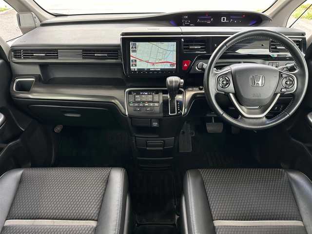 ホンダ ステップワゴン スパーダ クールスピリット 茨城県 2015(平27)年 15万km プレミアムスパイスパープルP ワンオーナー/純正SDなび/ 【フルセグ/Bluetooth/CD/DVD/AM/FM】/バックカメラ/ETC/両側パワースライドドア/アダプティブクルーズコントロール/パドルシフト/ハーフレザーシート/前席シートヒーター/純正フリップダウンモニター/純正LEDヘッドライト/フォグライト/オートライト/純正エンジンスターター/純正17インチアルミホイール/取扱説明書/新車時保証書/スペアキー×1