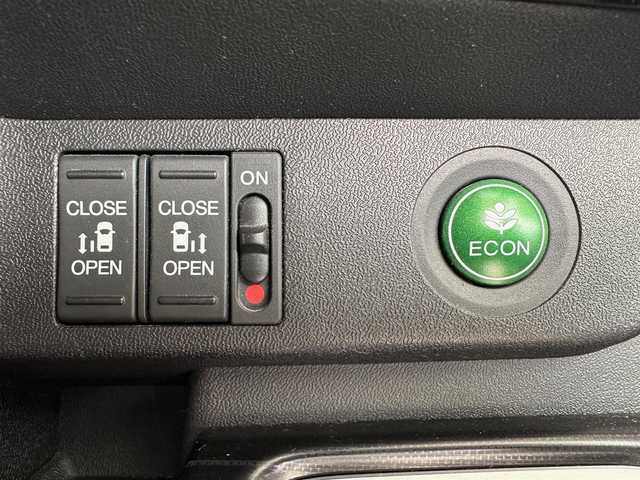 ホンダ ステップワゴン スパーダ クールスピリット 茨城県 2015(平27)年 15万km プレミアムスパイスパープルP ワンオーナー/純正SDなび/ 【フルセグ/Bluetooth/CD/DVD/AM/FM】/バックカメラ/ETC/両側パワースライドドア/アダプティブクルーズコントロール/パドルシフト/ハーフレザーシート/前席シートヒーター/純正フリップダウンモニター/純正LEDヘッドライト/フォグライト/オートライト/純正エンジンスターター/純正17インチアルミホイール/取扱説明書/新車時保証書/スペアキー×1