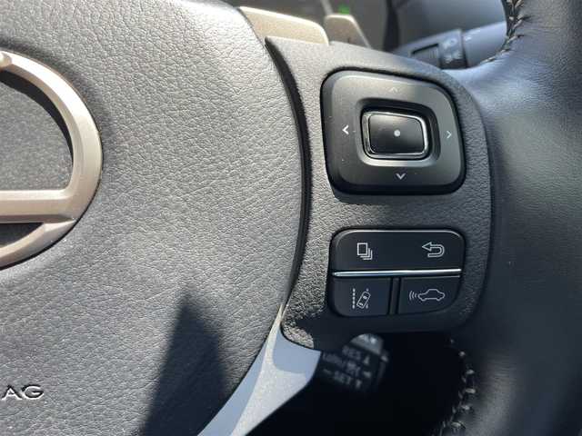 レクサス ＮＸ 300h Fスポーツ 東京都 2018(平30)年 4万km 黒 純正ナビ/バックカメラ/レザーシート/ETC2.0/BSM/プリクラッシュセーフティ/純正18インチアルミホイール/レーダークルーズコントロール/フルセグTV/LEDヘッドライト/シートヒーター/シートエアコン/プッシュスタート