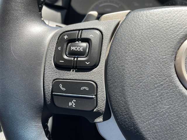 レクサス ＮＸ 300h Fスポーツ 東京都 2018(平30)年 4万km 黒 純正ナビ/バックカメラ/レザーシート/ETC2.0/BSM/プリクラッシュセーフティ/純正18インチアルミホイール/レーダークルーズコントロール/フルセグTV/LEDヘッドライト/シートヒーター/シートエアコン/プッシュスタート