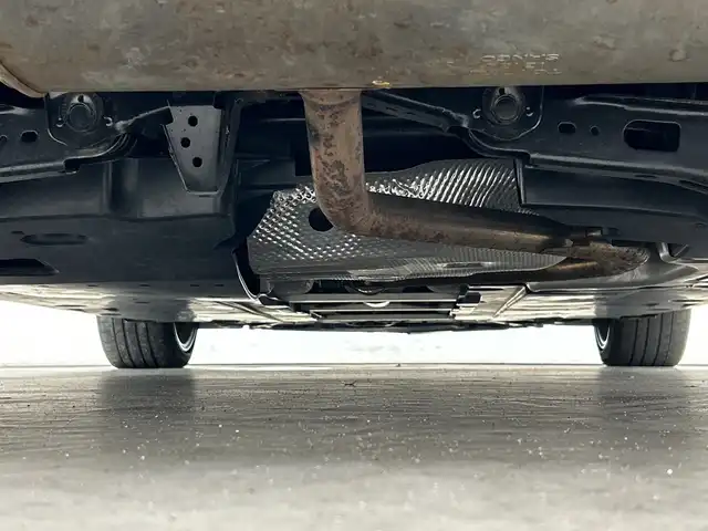 トヨタ カローラツーリング ハイブリッド ダブルバイビー 三重県 2020(令2)年 5.8万km スパークリングブラックパールクリスタルシャイン /禁煙車//純正ディスプレイオーディオ//AM/FM/フルセグ/Bluetooth/AndroidAuto/AppleCarPray/USB//レーダークルーズコントロール//プリクラッシュセーフティ//レーンディパーチャーアラート//オートライト//オートハイビーム//ブラインドスポットモニター//バックモニター//LEDヘッドライト//電動パーキング//純正17インチアルミホイール