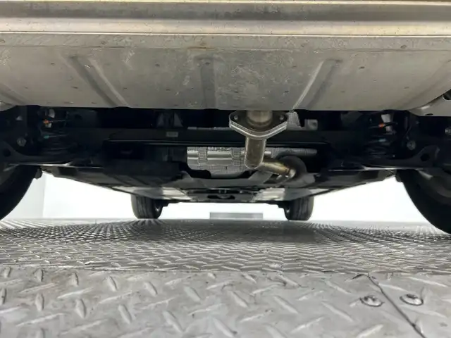 マツダ ＣＸ－３０ 20S 100周年特別記念車 神奈川県 2021(令3)年 3.3万km スノーフレイクホワイトパールマイカ i-ACTIVSENSE/純正ナビ/・BT/フルセグTV/CD/DVD/USB/HDMI/360°ビューモニター/赤革レザーシート/パワーシート(D/N)/メモリシート(D)/シートヒーター(D/N)/ヘッドアップディスプレイ/前後ドライブレコーダー/ETC/革巻きステアリング/ステアリングスイッチ/Autoライト/パドルシフト/ステアリングヒーター/電動サイドブレーキ/オートブレーキホールド/SPORTモード/アイドリングストップ機能/コーナーセンサー/スマートキー/プッシュスタートボタン/LEDヘッドライト/フォグランプ/電動格納ミラー/ウィンカーミラー/純正フロアマット/純正18インチアルミホイール