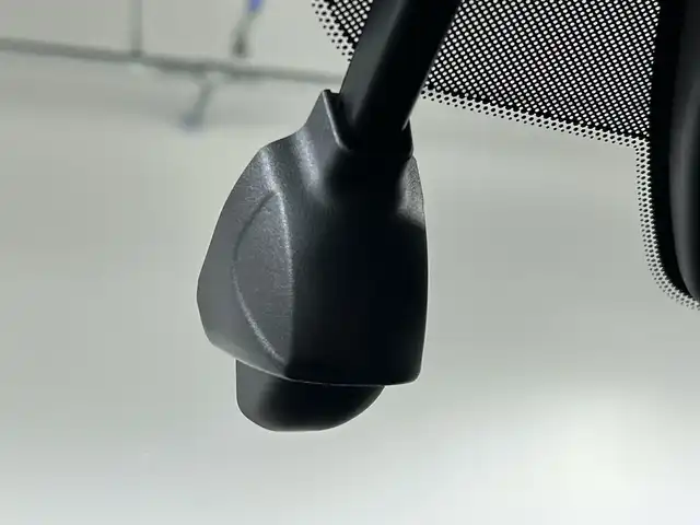 マツダ ＣＸ－３０ 20S 100周年特別記念車 神奈川県 2021(令3)年 3.3万km スノーフレイクホワイトパールマイカ i-ACTIVSENSE/純正ナビ/・BT/フルセグTV/CD/DVD/USB/HDMI/360°ビューモニター/赤革レザーシート/パワーシート(D/N)/メモリシート(D)/シートヒーター(D/N)/ヘッドアップディスプレイ/前後ドライブレコーダー/ETC/革巻きステアリング/ステアリングスイッチ/Autoライト/パドルシフト/ステアリングヒーター/電動サイドブレーキ/オートブレーキホールド/SPORTモード/アイドリングストップ機能/コーナーセンサー/スマートキー/プッシュスタートボタン/LEDヘッドライト/フォグランプ/電動格納ミラー/ウィンカーミラー/純正フロアマット/純正18インチアルミホイール