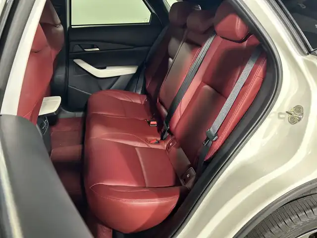 マツダ ＣＸ－３０ 20S 100周年特別記念車 神奈川県 2021(令3)年 3.3万km スノーフレイクホワイトパールマイカ i-ACTIVSENSE/純正ナビ/・BT/フルセグTV/CD/DVD/USB/HDMI/360°ビューモニター/赤革レザーシート/パワーシート(D/N)/メモリシート(D)/シートヒーター(D/N)/ヘッドアップディスプレイ/前後ドライブレコーダー/ETC/革巻きステアリング/ステアリングスイッチ/Autoライト/パドルシフト/ステアリングヒーター/電動サイドブレーキ/オートブレーキホールド/SPORTモード/アイドリングストップ機能/コーナーセンサー/スマートキー/プッシュスタートボタン/LEDヘッドライト/フォグランプ/電動格納ミラー/ウィンカーミラー/純正フロアマット/純正18インチアルミホイール
