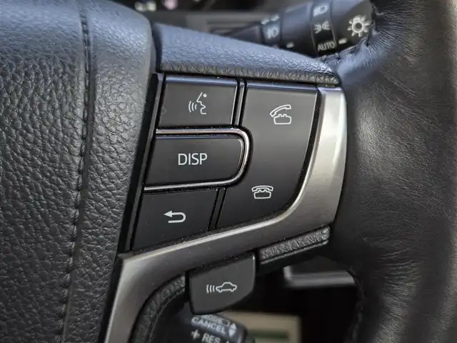 トヨタ クラウン マジェスタ Fバージョン 鹿児島県 2014(平26)年 4.8万km ホワイトパールクリスタルシャイン ムーンルーフ　/レーダークルーズコントロール　/ウッドコンビハンドル　/ビルトインＥＴＣ　/全席シートヒーター　/全席パワーシート　/Ｄ＋Ｎ席シートベンチレーション　/ステアリングヒーター　/レザーシート/ＭＴモード付きＡＴ/純正ＨＤＤナビ/Bluetoothオーディオ/フルセグテレビ/純正アルミホイール(17インチ)/プッシュスタート/スマートキー/エアバッグ(W+サイド)/カーテンエアバッグ