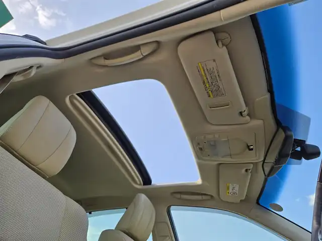 トヨタ クラウン マジェスタ Fバージョン 鹿児島県 2014(平26)年 4.8万km ホワイトパールクリスタルシャイン ムーンルーフ　/レーダークルーズコントロール　/ウッドコンビハンドル　/ビルトインＥＴＣ　/全席シートヒーター　/全席パワーシート　/Ｄ＋Ｎ席シートベンチレーション　/ステアリングヒーター　/レザーシート/ＭＴモード付きＡＴ/純正ＨＤＤナビ/Bluetoothオーディオ/フルセグテレビ/純正アルミホイール(17インチ)/プッシュスタート/スマートキー/エアバッグ(W+サイド)/カーテンエアバッグ