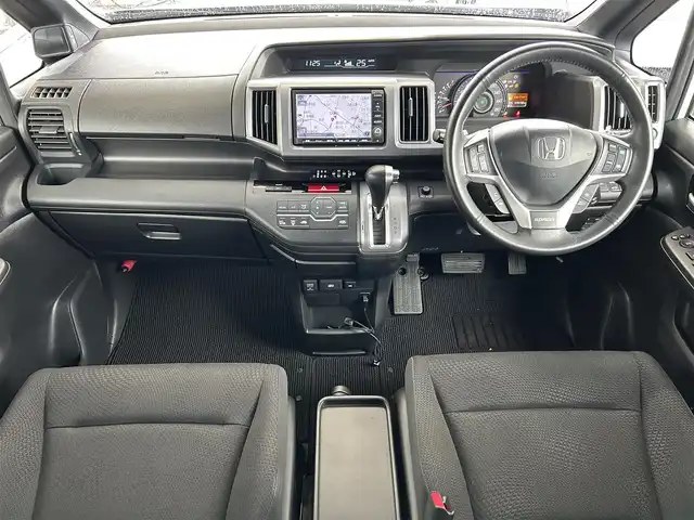 ホンダ ステップワゴン スパーダ Z インターナビセレ 茨城県 2012(平24)年 7.3万km ホワイトオーキッドパール 純正ナビ/(FM/AM/CD/DVD/フルセグ)/フリップダウンモニター/バックカメラ/ドライブレコーダー(前方)/ETC/クルーズコントロール/両側パワースライドドア/社外アルミホイール(PASSAGE)/パドルシフト/パワーステアリング/横滑り防止装置/オートライト/スペアキー