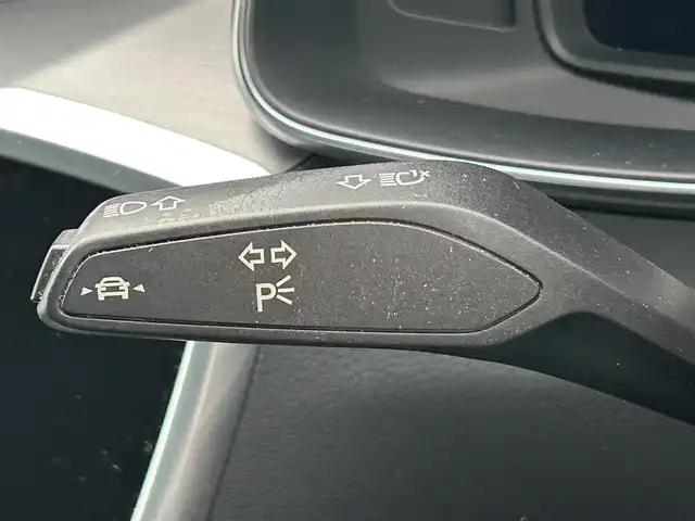 アウディ Ａ７ SB 45TFSIクワトロ Sライン 滋賀県 2020(令2)年 5.2万km グレイシアホワイトメタリック ワンオーナー/ACC/LKA/全方位カメラ/４ゾーンオートエアコン/バーチャルコックピット/コンフォートＰＫ/全席シートヒーター/ＪＢＬオーディオシステム/電動スポイラー/デジタルルームミラー型ドライブレコーダー/フルセグテレビ