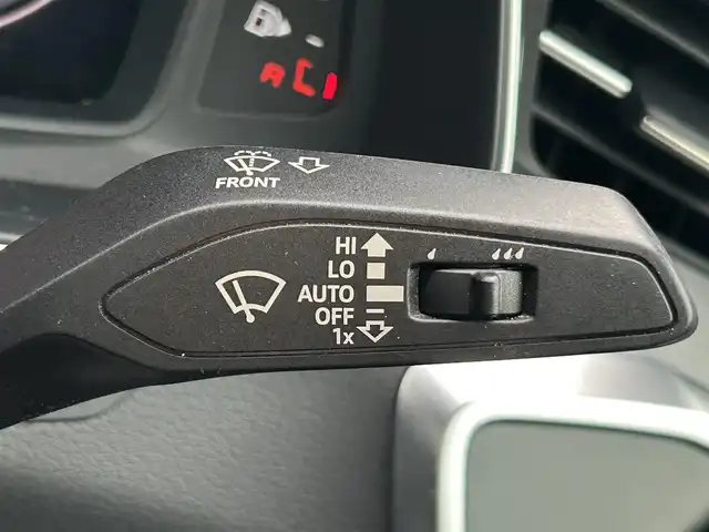 アウディ Ａ７ SB 45TFSIクワトロ Sライン 滋賀県 2020(令2)年 5.2万km グレイシアホワイトメタリック ワンオーナー/ACC/LKA/全方位カメラ/４ゾーンオートエアコン/バーチャルコックピット/コンフォートＰＫ/全席シートヒーター/ＪＢＬオーディオシステム/電動スポイラー/デジタルルームミラー型ドライブレコーダー/フルセグテレビ