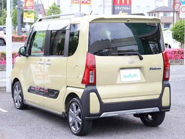 ダイハツ タント ファンクロスターボ 神奈川県 2024(令6)年 1.1万km サンドベージュメタリック ワンオーナー/前後ドライブレコーダー/メーカーOP ディスプレイオーディオ/全方位モニター/ETC/USB端子　HDMI端子/LEDヘッドライト/LEDフォグ/純正フロアマット/純正ドアバイザー/キーレス（スペア有り）＆プッシュスタート/保証書/取説（ナビ、車両）