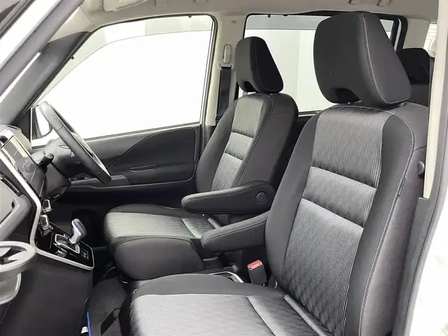 日産 セレナ e－パワー ハイウェイスター V 熊本県 2020(令2)年 5.1万km ブリリアントホワイトパール 2トーン 禁煙車　/純正ナビ（ＣＤ・ＤＶＤ・フルセグ・ＢＴ）/全周囲カメラ　/ビルトインＥＴＣ　/純正前方ドライブレコーダー　/両側パワースライドドア　/前後クリアランスソナー　/レーダークルーズコントロール/プロパイロット/ブラインドスポットモニタ/衝突軽減ブレーキ/横滑り防止/アイドリングストップ/パーキングアシスト/純正フロアマット/純正１５インチAW/オートライト/LEDヘッドライト/フォグライト/スマートキー/プッシュスタート