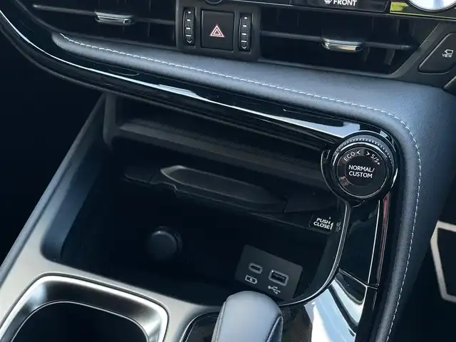 レクサス ＮＸ 350h Fスポーツ 山梨県 2023(令5)年 1.2万km ホワイトノーヴァガラスフレーク ユーザー買/TRDフルエアロ /サンルーフ /黒革/純正メモリナビ/全周囲カメラ/フルセグ/ＢＴ/カープレイ/ＯＰ２０ＡＷ/橙キャリパー/３眼ＬＥＤ/オートライト/Ａハイビーム/Ｐシート/シートＨ/ベンチレーション/電動リアゲート/スペアキー２