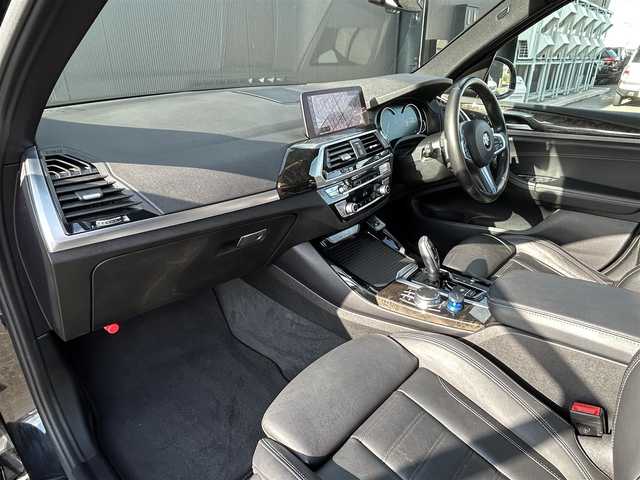 ＢＭＷ Ｘ３ xDrive20d Mスポーツ 道東・釧路十勝 2020(令2)年 6万km サファイアブラックP ハイラインパッケージ/　ランバーサポート/　リヤシートヒーティング/　ヴァーネスカ・レザーシート/ドライビングアシストプラス/　アクティブクルーズコントロール/　レーンキープアシスト/　ブラインドスポットモニター/純正HDDナビ（タッチパネル機能付き）/　　CD/DVD/BT/screen MirrerRing/フルセグ/前席パワーシート/シートヒーター/パワーバックドア/全方位カメラ/社外前後ドライブレコーダー/ワイヤレス充電/アダプティブヘッドライト/LEDヘッドライト/オートライト/純正フロアマット