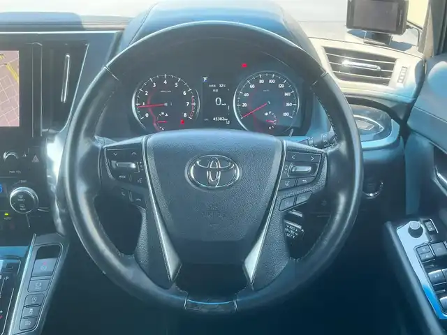 トヨタ ヴェルファイア Z ゴールデンアイズ 島根県 2020(令2)年 4.6万km スパークリングブラックパールクリスタルシャイン 4WD/純正ナビ・フルセグＴＶ　/Ｂｌｕｅｔｏｏｔｈ・ＤＶＤ再生　/バックカメラ　/ビルトインＥＴＣ　/両側パワースライドドア　/2列目オットマン/社外22インチアルミホイール/電子パーキングブレーキ/レーダークルーズコントロール/前後コーナーセンサー　/衝突軽減ブレーキ/レーンアシスト /横滑り防止装置　/アイドリングストップ/スマートキー/プッシュスタート/純正LEDヘッドライト/純正フロアマット