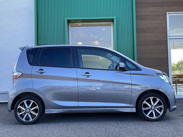 日産 デイズ ハイウェイスターG ターボ 岐阜県 2018(平30)年 3.1万km チタニウムグレーメタリック 禁煙車/純正ナビ/AM/FM/CD/DVD/BT/MSV/SD/AUX/フルセグ/アラウンドビューモニター/エマージェンシーブレーキ /クルーズコントロール /純正ドライブレコーダー/オートライト/オートハイビーム/LEDヘッドライト/フォグランプ/シートヒーター/プッシュスタート/インテリジェントキー /アイドリングストップ/純正アルミホイール/純正フロアマット