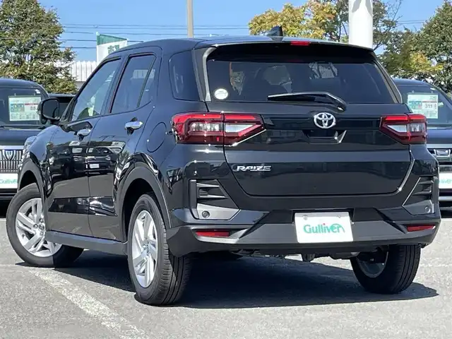 トヨタ ライズ G 道央・札幌 2024(令6)年 0.5万km ブラックマイカメタリック ４ＷＤ/寒冷地仕様/社外ナビ/【ＳＤ／ＢＴ／ＡＵＸ／ＵＳＢ】/フロント／サイド／バックカメラ/パノラミックビューモニター/ＬＥＤ/フォグランプ/オートライト/オートハイビーム/ヘッドライトレベライザー/プリクラッシュセーフティ/車線逸脱警報/先行者発進告知/横滑り防止装置/ＵＳＢ出力電源/オート電動格納ミラー/社外フロアマット/プッシュスタート/スマートキー×２