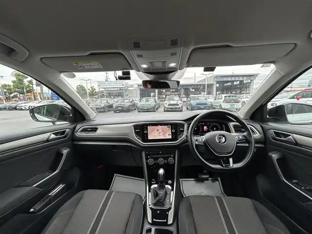 フォルクスワーゲン Ｔ－ロック TDI スタイル デザインPKG 滋賀県 2020(令2)年 1.9万km ピュアホワイト 純正ナビ/フルセグTV/バックモニター/AppleCarplay/android auto/アダプティブクルーズコントロール/デジタルメーター/スマートキー/プッシュスタート/LEDヘッドライト/ETC/純正17インチアルミホイール/アイドリングストップ・ブレーキサポート/レーンアシスト・ブラインドスポット/フロントアシスト・リアトラフィックアラート/アダプティブクルーズコントロール/パワーバックドア/ドライブレコーダー