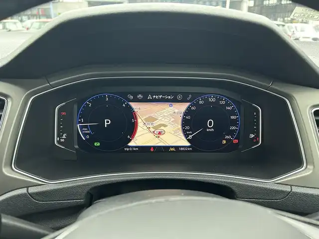 フォルクスワーゲン Ｔ－ロック TDI スタイル デザインPKG 滋賀県 2020(令2)年 1.9万km ピュアホワイト 純正ナビ/フルセグTV/バックモニター/AppleCarplay/android auto/アダプティブクルーズコントロール/デジタルメーター/スマートキー/プッシュスタート/LEDヘッドライト/ETC/純正17インチアルミホイール/アイドリングストップ・ブレーキサポート/レーンアシスト・ブラインドスポット/フロントアシスト・リアトラフィックアラート/アダプティブクルーズコントロール/パワーバックドア/ドライブレコーダー