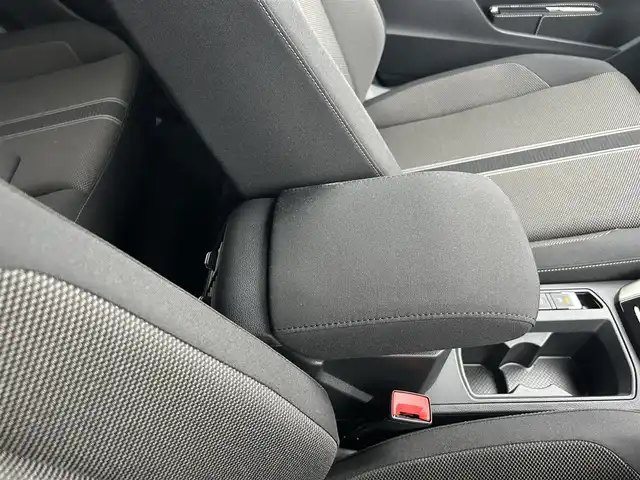 フォルクスワーゲン Ｔ－ロック TDI スタイル デザインPKG 滋賀県 2020(令2)年 1.9万km ピュアホワイト 純正ナビ/フルセグTV/バックモニター/AppleCarplay/android auto/アダプティブクルーズコントロール/デジタルメーター/スマートキー/プッシュスタート/LEDヘッドライト/ETC/純正17インチアルミホイール/アイドリングストップ・ブレーキサポート/レーンアシスト・ブラインドスポット/フロントアシスト・リアトラフィックアラート/アダプティブクルーズコントロール/パワーバックドア/ドライブレコーダー