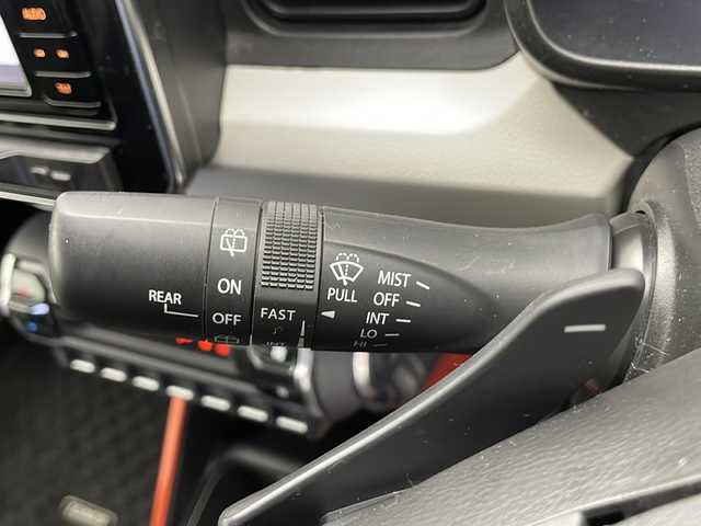 スズキ イグニス ハイブリッド MZ 長野県 2019(令1)年 3万km ピュアホワイトP 純正SDナビ/フルセグテレビ/DVD/Bluetooth/CD/全方位カメラ/純正ETC/運転席シートヒーター/パドルシフト/クルーズコントロール/革巻きステリング/LEDヘッドライト/LEDフォグランプ/ドアバイザー/フロアマット