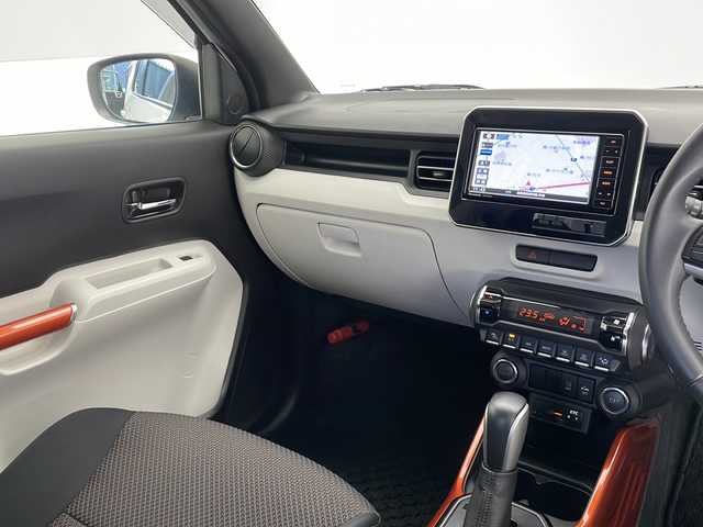 スズキ イグニス ハイブリッド MZ 長野県 2019(令1)年 3万km ピュアホワイトP 純正SDナビ/フルセグテレビ/DVD/Bluetooth/CD/全方位カメラ/純正ETC/運転席シートヒーター/パドルシフト/クルーズコントロール/革巻きステリング/LEDヘッドライト/LEDフォグランプ/ドアバイザー/フロアマット