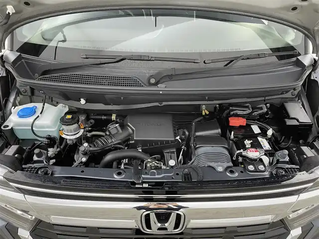 ホンダ Ｎ ＢＯＸ カスタム L ターボ 千葉県 2022(令4)年 1.9万km メテオロイドグレーメタリック Honda SENSING/・衝突軽減ブレーキ（CMBS）/・誤発進抑制機能/・歩行者事故低減ステアリング/・路外逸脱抑制機能/・渋滞追従機能付アダプティブクルーズコントロール（ACC）/・車線維持支援システム（LKAS）/・先行車発進お知らせ機能・標識認識機能/・後方誤発進抑制機能/・オートハイビーム/純正8インチナビ/・VXU-227NBi/・CD/DVD/BT/ACP/フルセグ/バックカメラ/両側パワースライドドア/前席シートヒーター/コーナーセンサー/LEDヘッドライト/電動パーキングブレーキ/ブレーキホールド/スマートキー/スペアキー