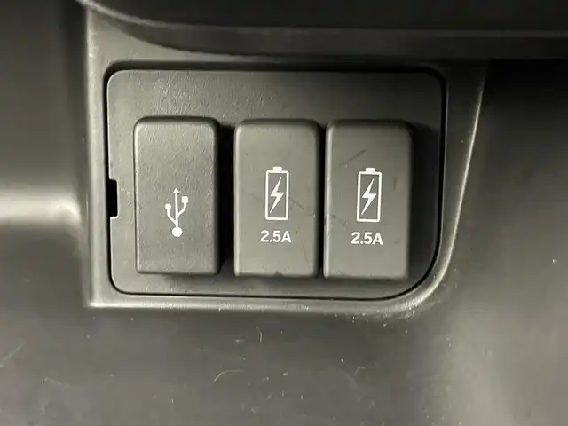 ホンダ Ｎ ＢＯＸ カスタム L ターボ 千葉県 2022(令4)年 1.9万km メテオロイドグレーメタリック Honda SENSING/・衝突軽減ブレーキ（CMBS）/・誤発進抑制機能/・歩行者事故低減ステアリング/・路外逸脱抑制機能/・渋滞追従機能付アダプティブクルーズコントロール（ACC）/・車線維持支援システム（LKAS）/・先行車発進お知らせ機能・標識認識機能/・後方誤発進抑制機能/・オートハイビーム/純正8インチナビ/・VXU-227NBi/・CD/DVD/BT/ACP/フルセグ/バックカメラ/両側パワースライドドア/前席シートヒーター/コーナーセンサー/LEDヘッドライト/電動パーキングブレーキ/ブレーキホールド/スマートキー/スペアキー