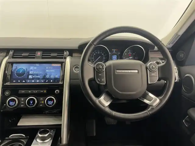ランドローバー ランドローバー ディスカバリー HSE 岡山県 2018(平30)年 4万km サントリーニ・ブラック ワンオーナー/MERIDIANスピーカー/パノラマサンルーフ/純正ナビ/360°カメラ/サイドステップ/レザーシート/シートヒーター/純正20インチAW/AEB/LDW/BSA/LEDヘッドライト/オートライト/レインセンサー/パワーテールゲート/Bluetooth/フルセグTV/CD/DVD/エアサス/PDC/2，3列目電脳格納シート