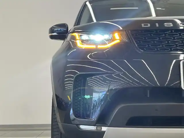 ランドローバー ランドローバー ディスカバリー HSE 岡山県 2018(平30)年 4万km サントリーニ・ブラック ワンオーナー/MERIDIANスピーカー/パノラマサンルーフ/純正ナビ/360°カメラ/サイドステップ/レザーシート/シートヒーター/純正20インチAW/AEB/LDW/BSA/LEDヘッドライト/オートライト/レインセンサー/パワーテールゲート/Bluetooth/フルセグTV/CD/DVD/エアサス/PDC/2，3列目電脳格納シート