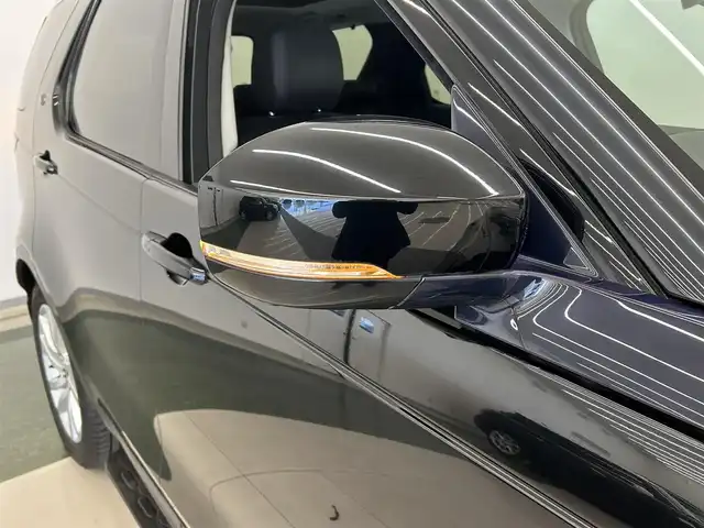 ランドローバー ランドローバー ディスカバリー HSE 岡山県 2018(平30)年 4万km サントリーニ・ブラック ワンオーナー/MERIDIANスピーカー/パノラマサンルーフ/純正ナビ/360°カメラ/サイドステップ/レザーシート/シートヒーター/純正20インチAW/AEB/LDW/BSA/LEDヘッドライト/オートライト/レインセンサー/パワーテールゲート/Bluetooth/フルセグTV/CD/DVD/エアサス/PDC/2，3列目電脳格納シート