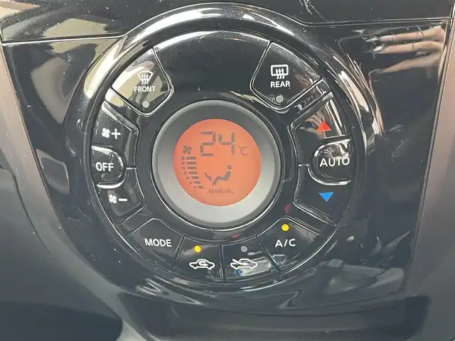 日産 ノート e－パワー メダリスト 東京都 2017(平29)年 4.7万km オリーブグリーン 純正ナビ/アラウンドビュー/インテリジェントルームミラー/エマージェンシーブレーキ/車線逸脱警報/アイドリングストップ/横滑り防止措置/スマートキー/Pスタート/オートエアコン/オートウィンドウ