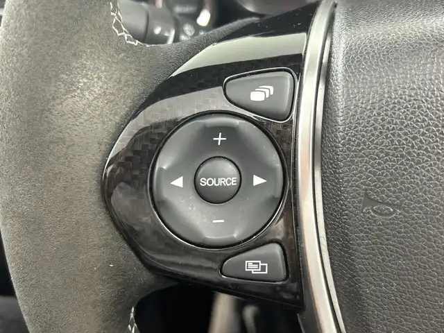 ホンダ Ｓ６６０ モデューロX 愛知県 2022(令4)年 3万km ソニックグレーパール 禁煙車/純正ディスプレイオーディオ/（AUX・AM・FM・フルセグTV）/HDMI/USB/バックカメラ/ボルドーレッドロールトップ/シティブレーキアクティブシステム/クルーズコントロール/シートヒーター/Modulo X専用/・15インチアルミホイール/・レッドトップ/・リアウィング/・ステアリング/・シフトノブ/・ハーフレザーシート/・レッド&アルカンターラ仕上げ内装/・専用フロアマット/スマートキー/プッシュスタート/オートエアコン/ステアリングスイッチ/LEDヘッドライト/フロントフォグランプ