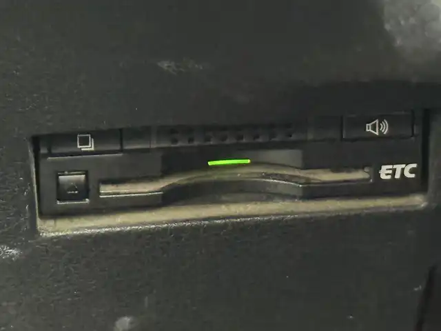 トヨタ カローラ フィールダー 1．5G 愛知県 2014(平26)年 9.5万km コバルトブルーメタリック １オーナー　/ナビＣＮ－Ｒ３００ＷＤ　/バックカメラ　/ＥＴＣ　/リモコンキー　/ステアリングスイッチ　/オートエアコン　/ナノイー　/電格ミラー　/ウインカーミラー　/フロアマット　/カーテンエアB　/取説　/記録簿　/保証書