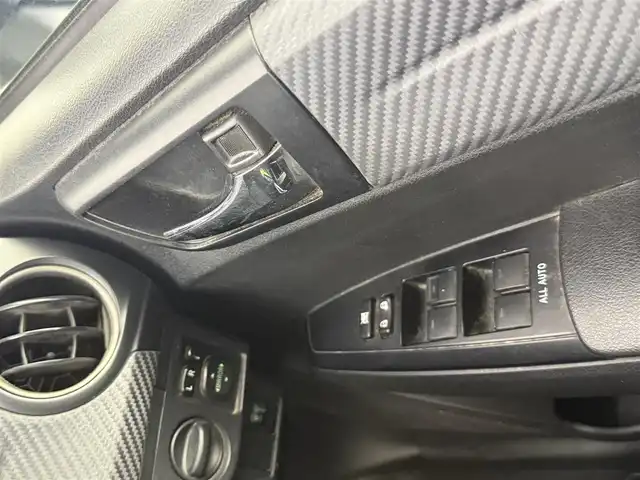 トヨタ カローラ フィールダー 1．5G 愛知県 2014(平26)年 9.5万km コバルトブルーメタリック １オーナー　/ナビＣＮ－Ｒ３００ＷＤ　/バックカメラ　/ＥＴＣ　/リモコンキー　/ステアリングスイッチ　/オートエアコン　/ナノイー　/電格ミラー　/ウインカーミラー　/フロアマット　/カーテンエアB　/取説　/記録簿　/保証書