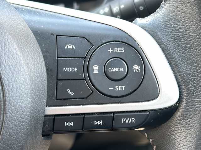 トヨタ ライズ Z 秋田県 2020(令2)年 6.6万km ファイアークォーツレッドM 純正メモリナビ/Bluetooth、CD/DVD、フルセグTV）/全方位カメラ/ETC2.0/ドライブレコーダー/前席シートヒーター/レーダークルーズコントロール/純正17インチAW/4WD/スペアキー