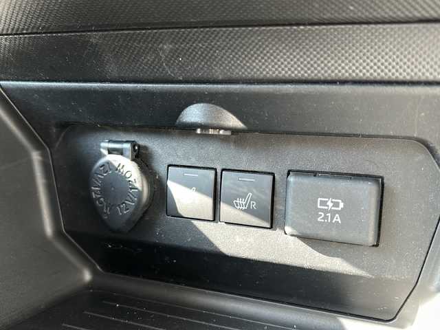 トヨタ ライズ Z 秋田県 2020(令2)年 6.6万km ファイアークォーツレッドM 純正メモリナビ/Bluetooth、CD/DVD、フルセグTV）/全方位カメラ/ETC2.0/ドライブレコーダー/前席シートヒーター/レーダークルーズコントロール/純正17インチAW/4WD/スペアキー