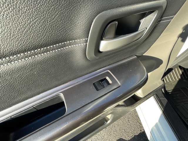 ホンダ フリード G ホンダセンシング 静岡県 2017(平29)年 7万km ホワイトオーキッドパール ●純正ナビ/(ワンセグ/CD/DVD/Bluetooth)/(ギャザズ/VXM-175VFi)/●ハーフレザーシート/●バックカメラ/●アダプティブクルーズコントロール/●衝突被害軽減システム/●レーンキープアシスト/●ワイパーデアイサー/●フォグランプ/●オートライト/●革巻きステアリング/●ステアリングスイッチ/●ETC/●両側パワースライドドア/●電動格納ウィンカーミラー/●ドアバイザー/●スマートキー/●プッシュスタート/●純正15インチアルミホイール/●ダブル+サイド+カーテンSRS+ABS/●保証書/●取扱説明書