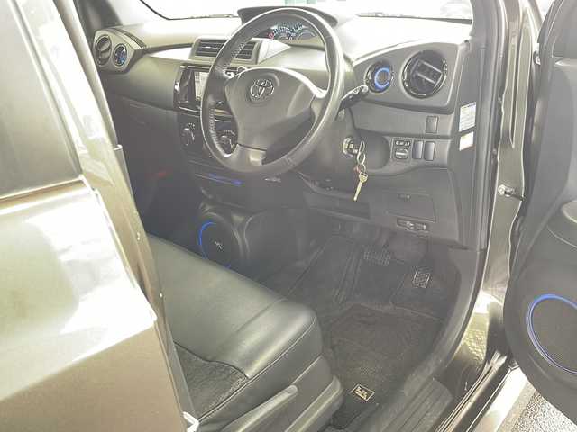 トヨタ ｂＢ Z 煌－G 愛媛県 2013(平25)年 4.1万km ダークグリーンマイカM/ライトグレーM 純正ナビ/フルセグテレビ/ハーフレザーシート/リモコンキー/ＥＴＣ/ベンチシート/純正フロアマット/純正アルミホイール